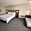 Holiday Inn Express Hotel & Suites Cincinnati-Blue Ash By IHG