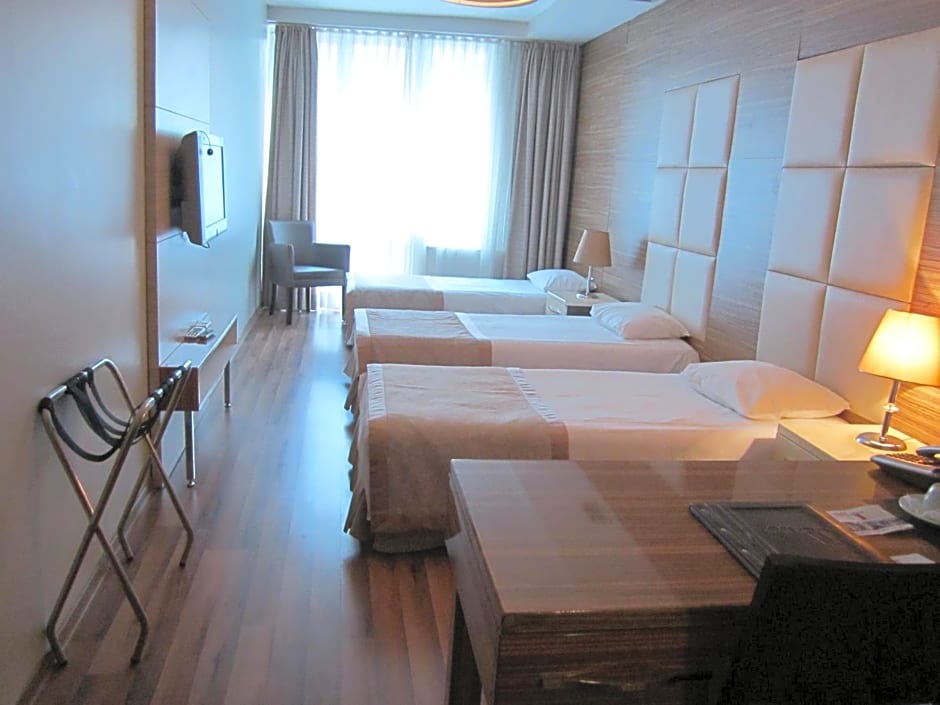Derpa Suite Hotel