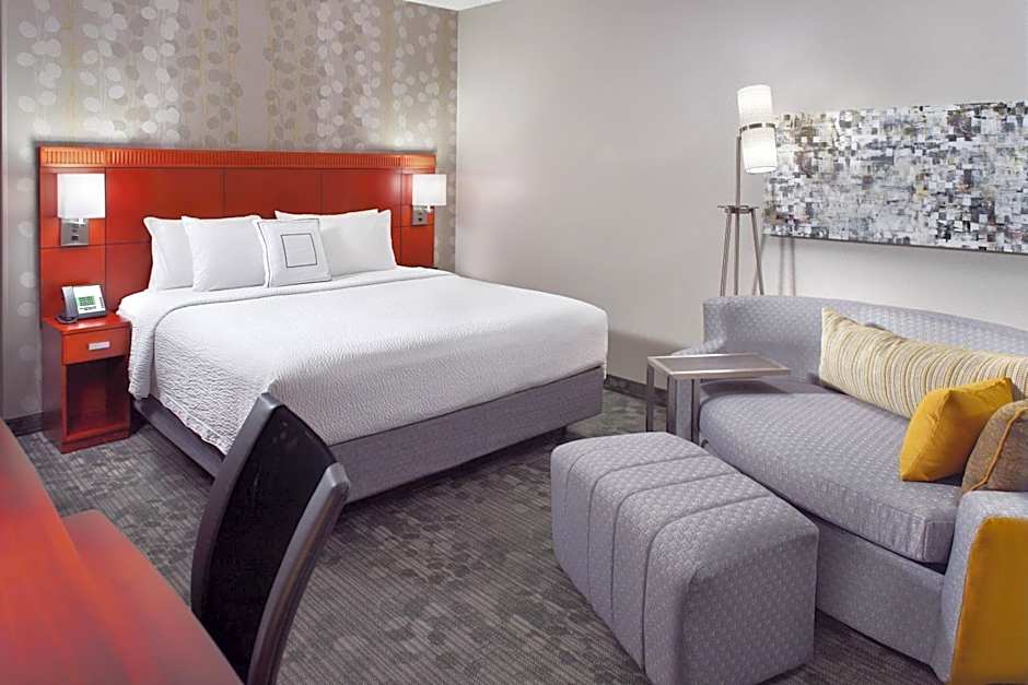 Courtyard by Marriott Greensboro