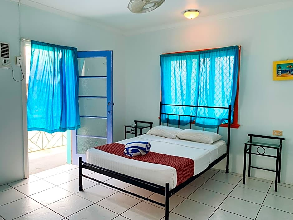 Caravella Backpackers