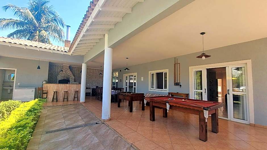 Piscina Aquecida, 5 suítes, Bilhar, Varanda Gourmet, 100mts mar