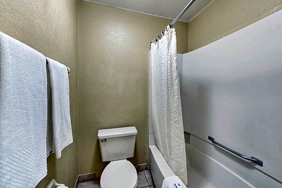 Rodeway Inn