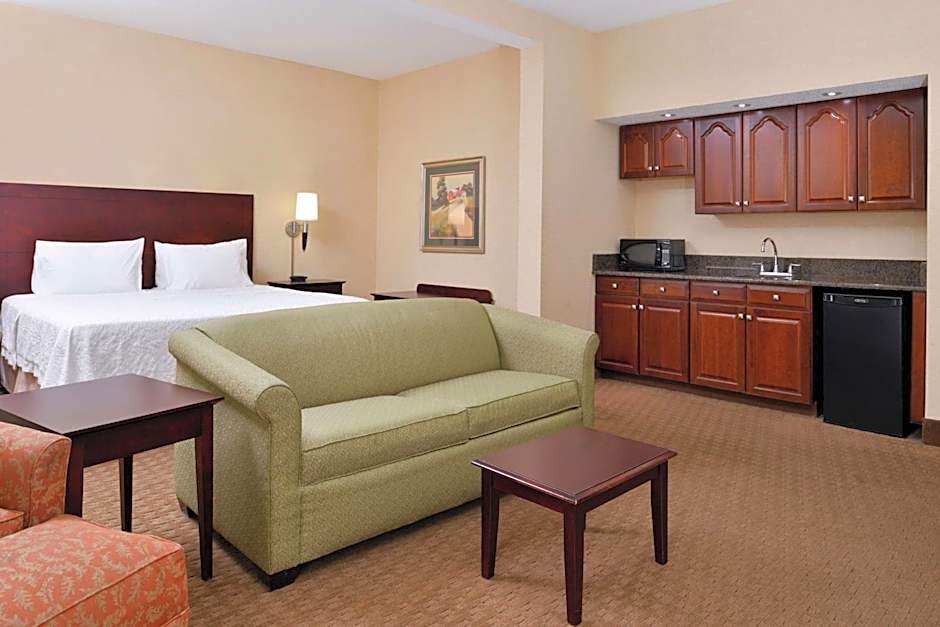 Hampton Inn By Hilton Staunton