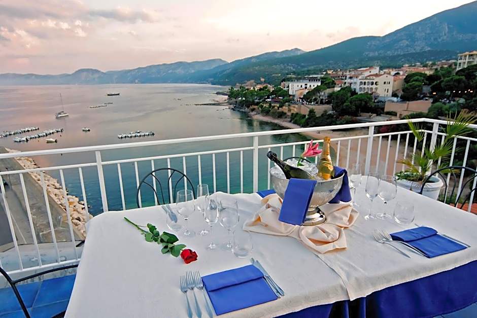 BUE MARINO Hotel & Roof Lounge