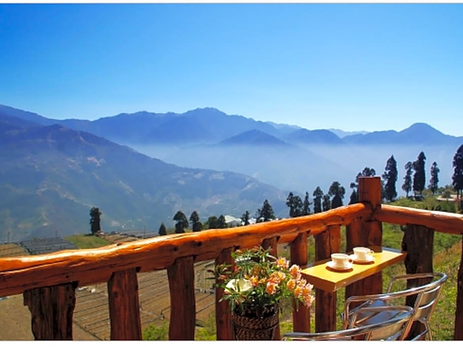 Dindai Glass Vacation Villa