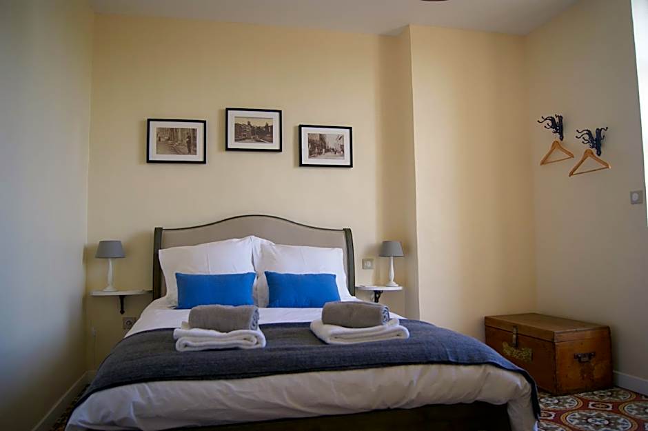 Le Petit Molière Chambres d'hôtes et gîte