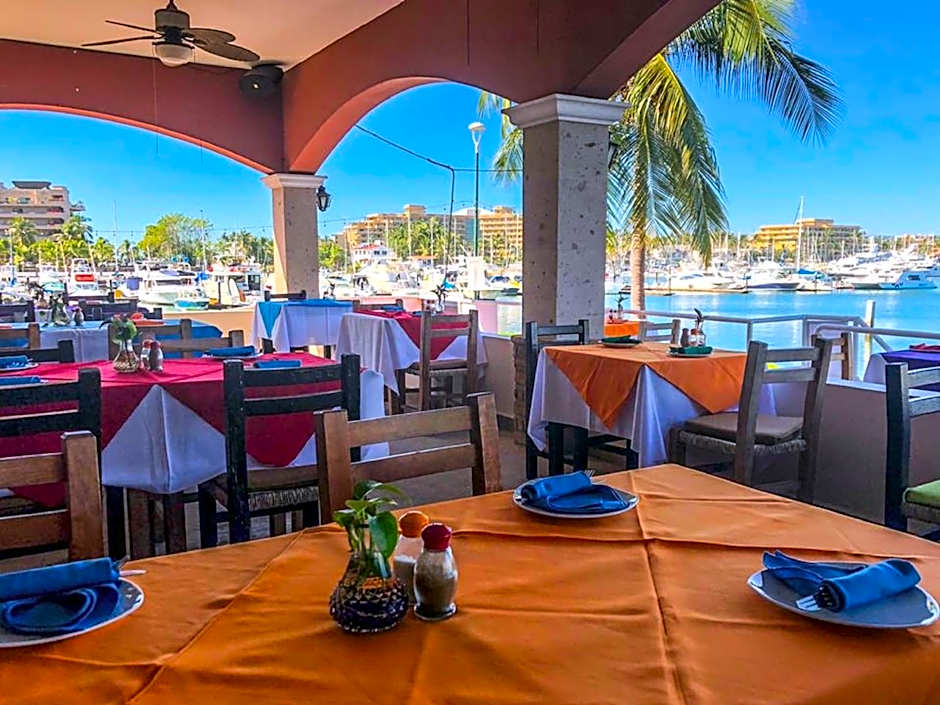 Marina Banderas Suites Hotel Boutique