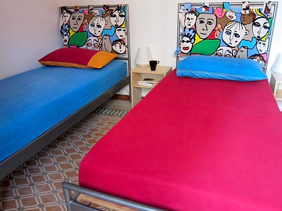 Area12 B&B – Trapani, CA