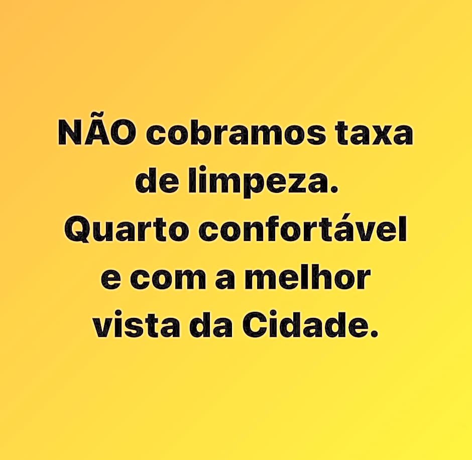 Studio com quarto e banheiro em frente ao Parque do Lago Acomoda até 2 pessoas 1 cama