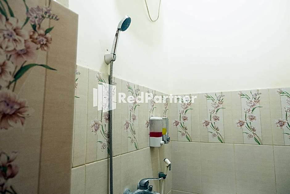 Wisma Handayani Syariah Mitra RedDoorz near RSUD Wonosari