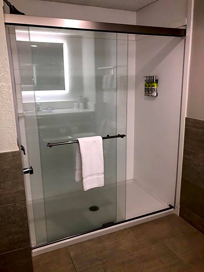 Holiday Inn Express Hotel And Suites Kings Mountain By IHG