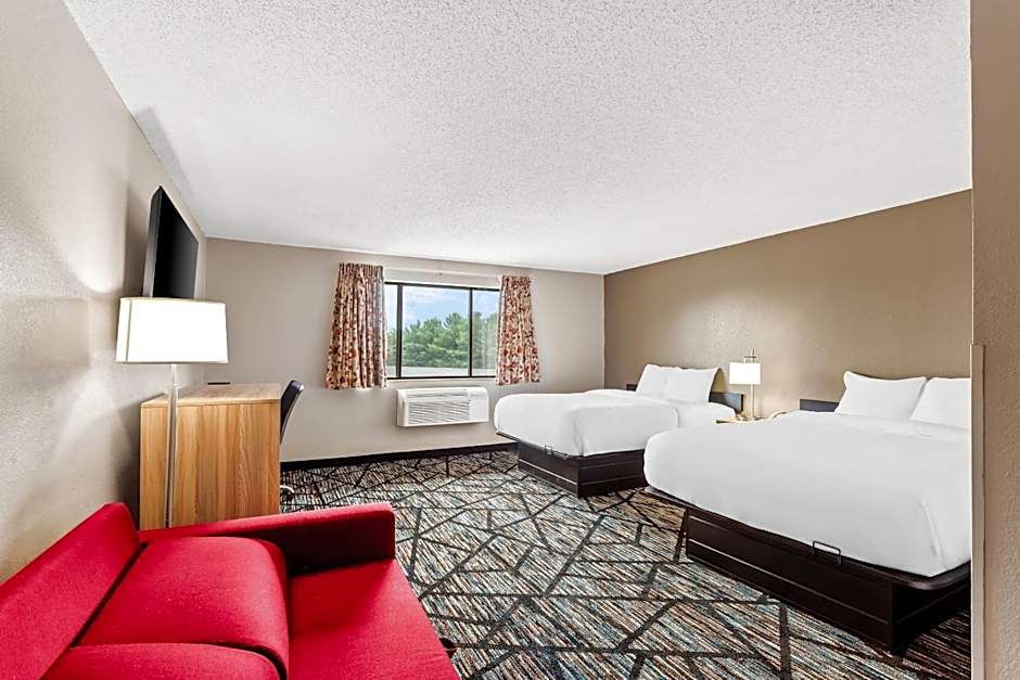 Quality Inn & Suites Howe - Sturgis