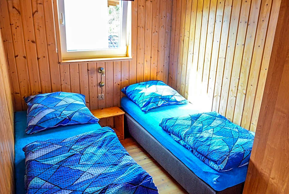 Domki Letniskowe Pod Orzechem Dziwnówek-Wrzosowo