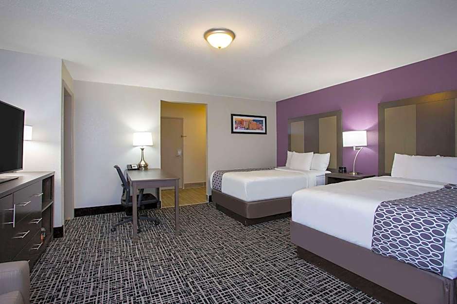 La Quinta Inn & Suites by Wyndham Roanoke Salem