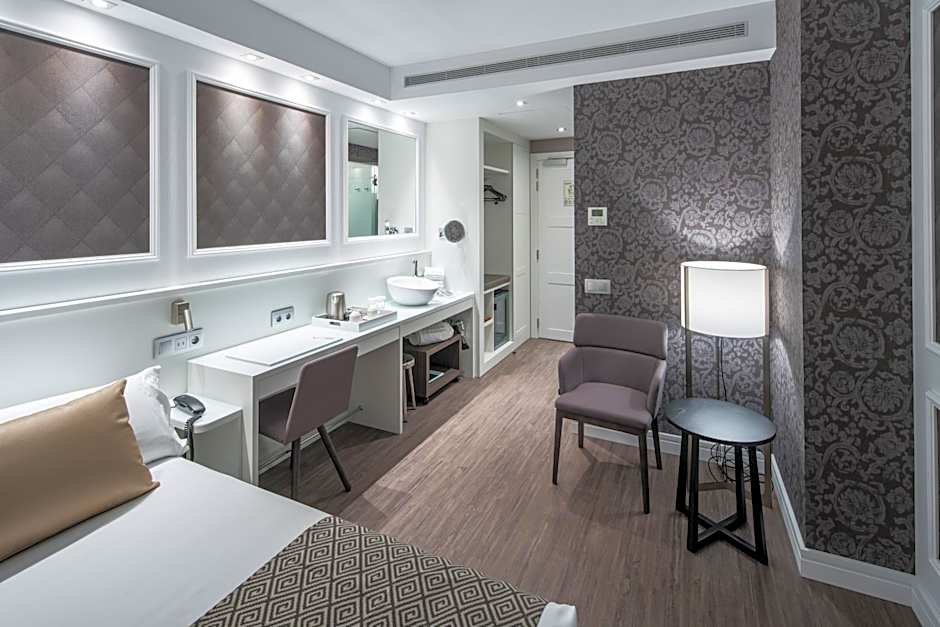 Catalonia Magdalenes