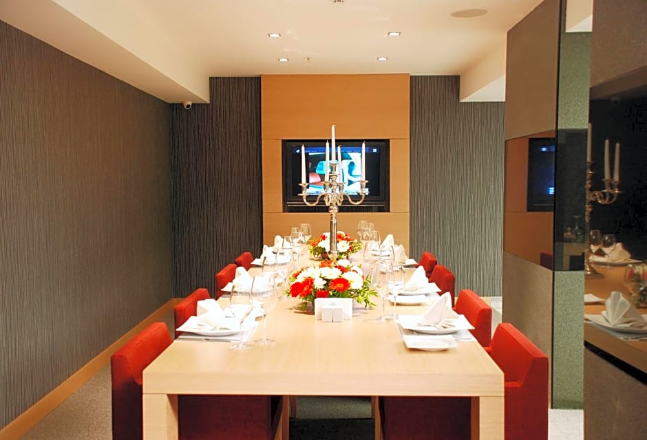 Met Boutique Hotel