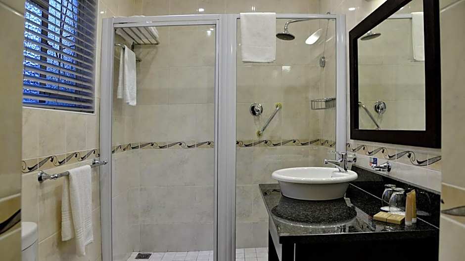 Cumberland Hotel & Conference Centre Worcester