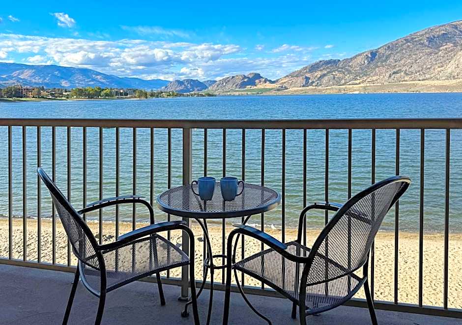 Coast Osoyoos Beach Hotel