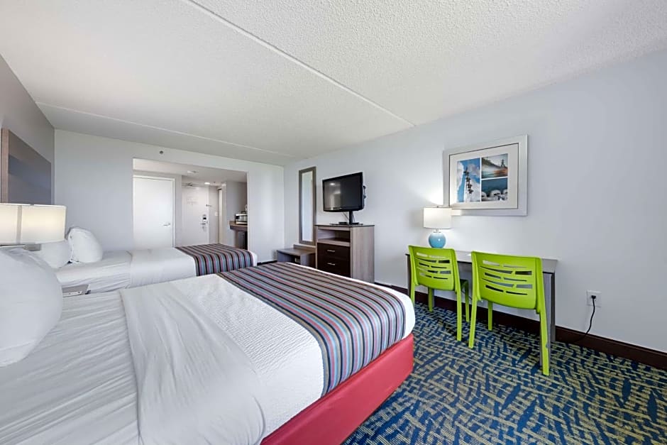 Best Western Plus Holiday Sands Inn & Suites