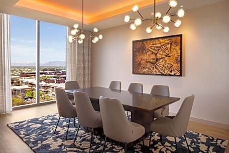 Two-Room Superior King Suite - City View