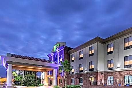 Holiday Inn Express Hotel & Suites Picayune By IHG