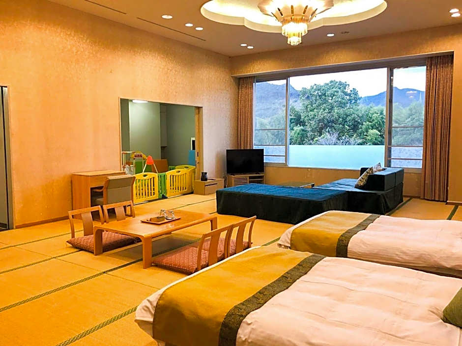 SPA HOTEL YUTTARIKAN