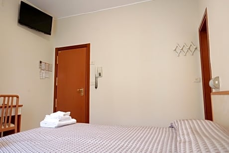 Double with Private External Bathroom
