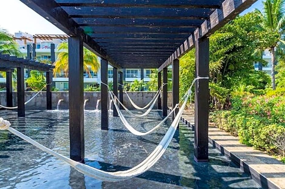 Mareazul 723 Sur by Riviera Rentals