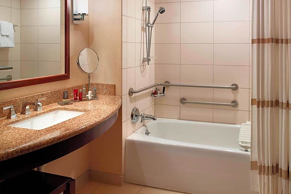Bloomington-Normal Marriott Hotel & Conference Center