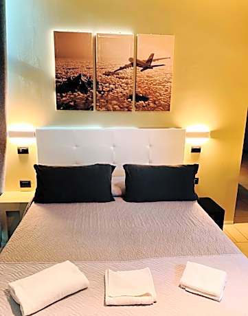 Economy Double Room Single Use (1 Adult)