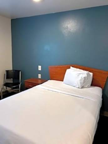 Standard Double Room with Two Double Beds - Non Smoking