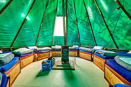 Single Bed in Tepee (10 Adults)