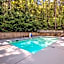 Quality Inn & Suites Greensboro near Lake Oconee