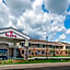 Ramada by Wyndham Minneapolis Golden Valley