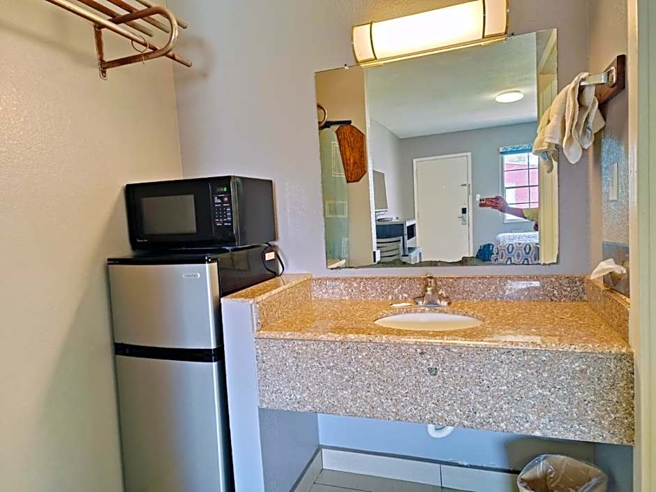 Woodfield Inn & Suites Hotel O, Yoakum TX 111