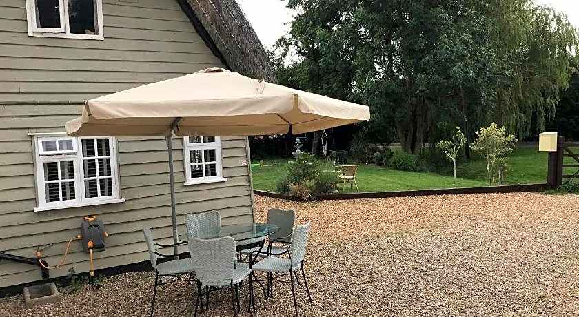 Old Thatch Bambers Green