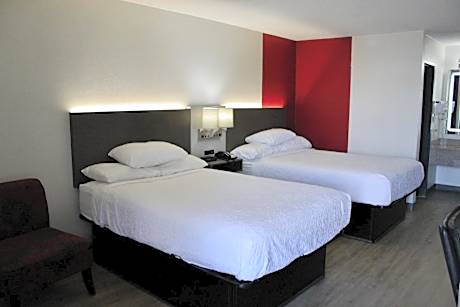 Double Room with Two Double Beds - Mobility Access/Non-Smoking