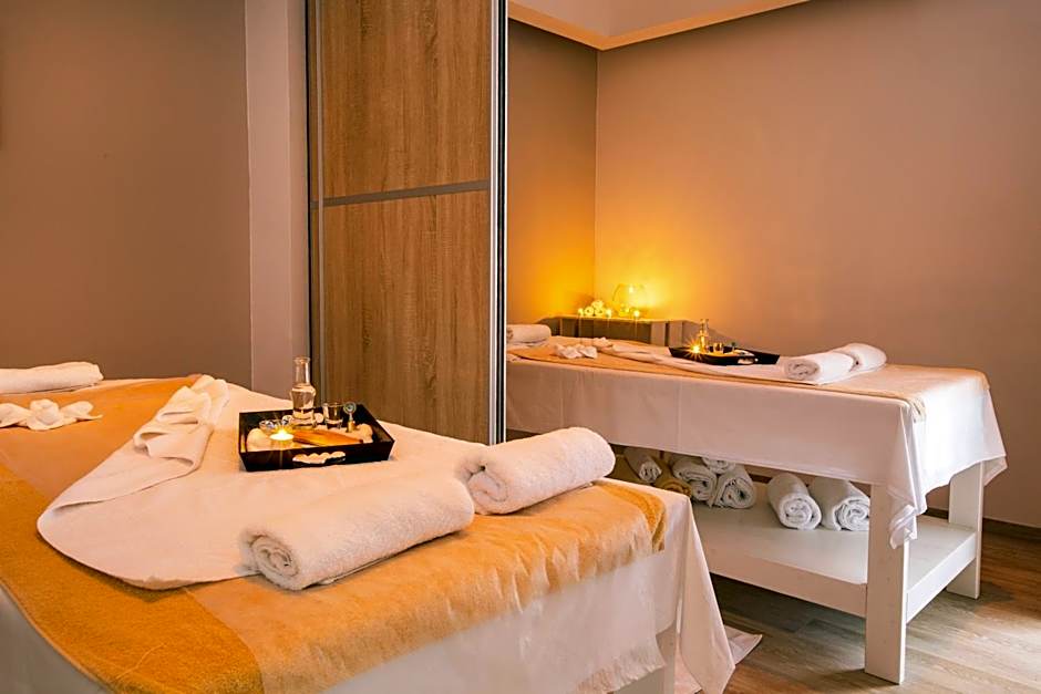 Aquila Atlantis Hotel