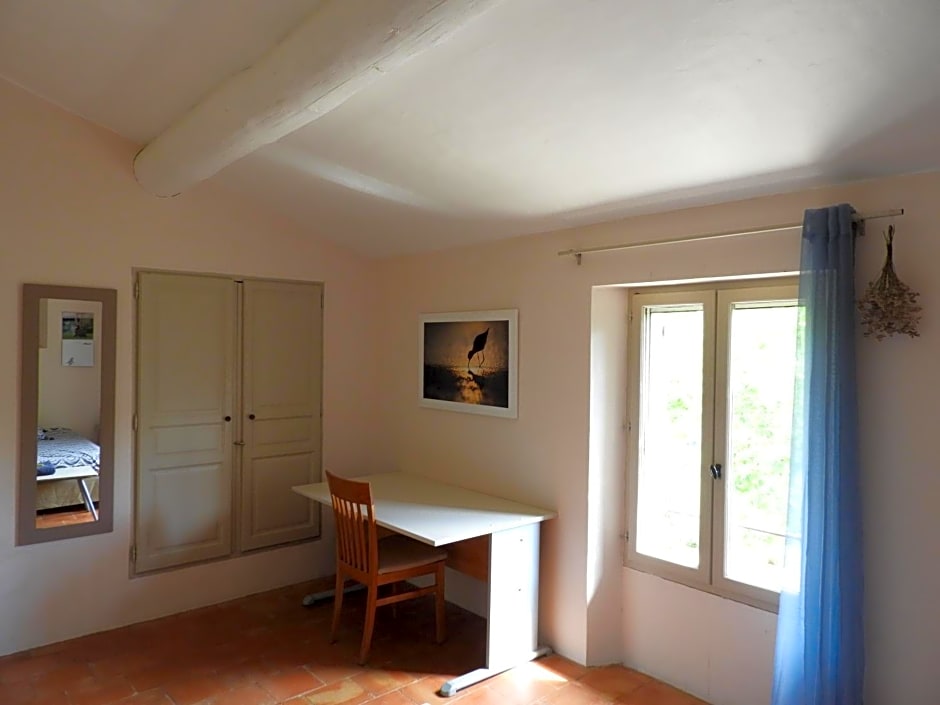 Chambre au calme chez des particuliers