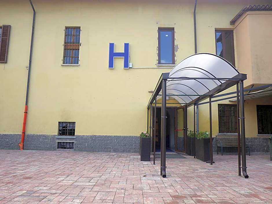 La Boheme SMART Hotel