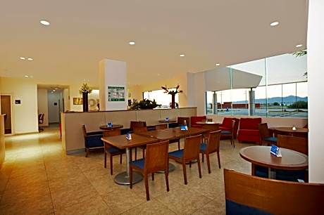 One Saltillo Derramadero - Alojamiento en Saltillo