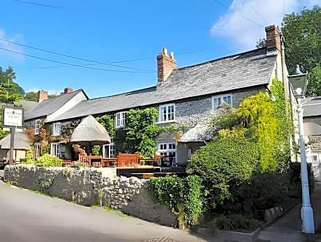 The Masons Arms