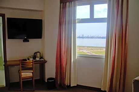 Executive King Room