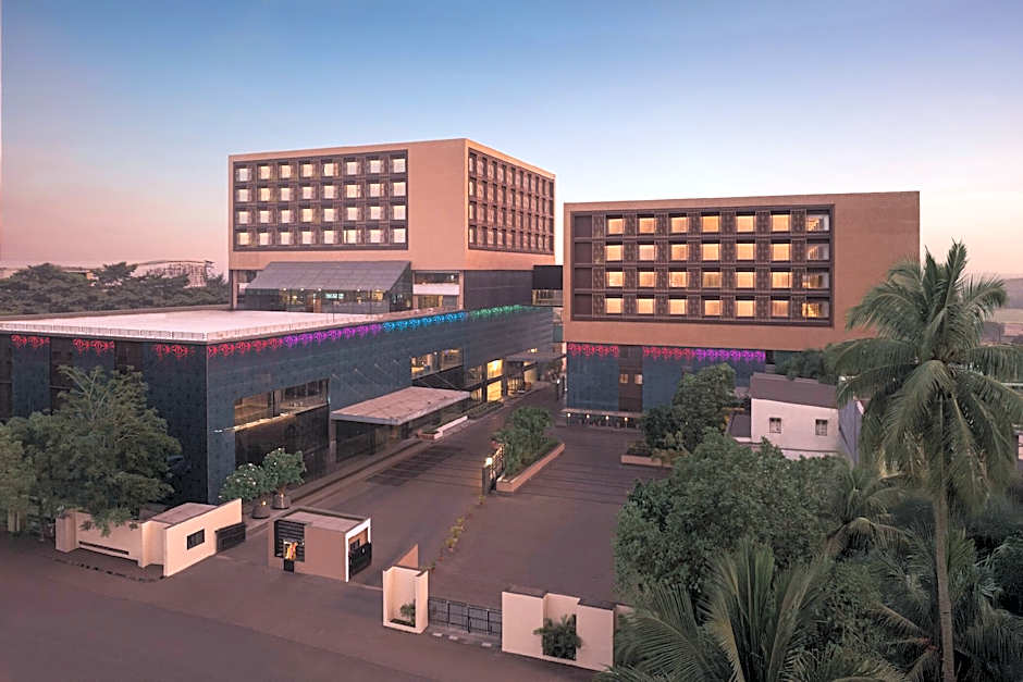 Le Meridien Surat
