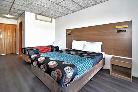 Elkira Court Motel