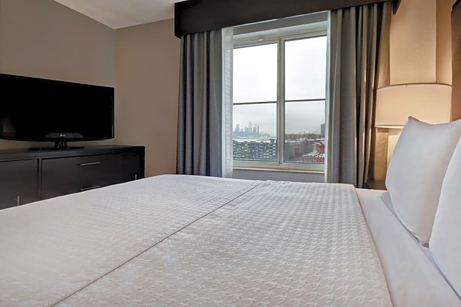 Homewood Suites by Hilton Edgewater-NYC Area