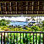 Laguna Reef Huts