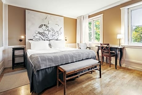 Classic Room (1 Queen Bed)