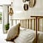 Sea Green Boutique Rooms