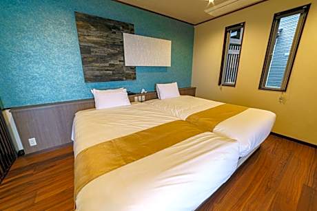 Suite with Balcony